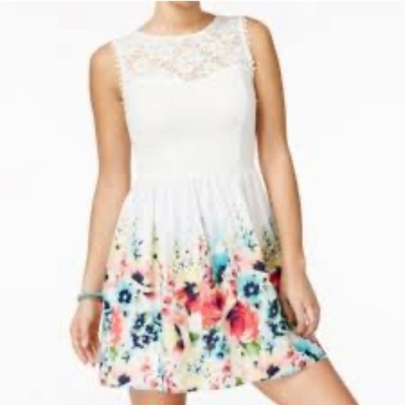 Speechless Floral Print on White Dress Size 3 #37 - Picture 1 of 9